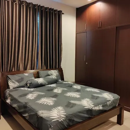 Nice Semi D House At Tangkak Exterior photo
